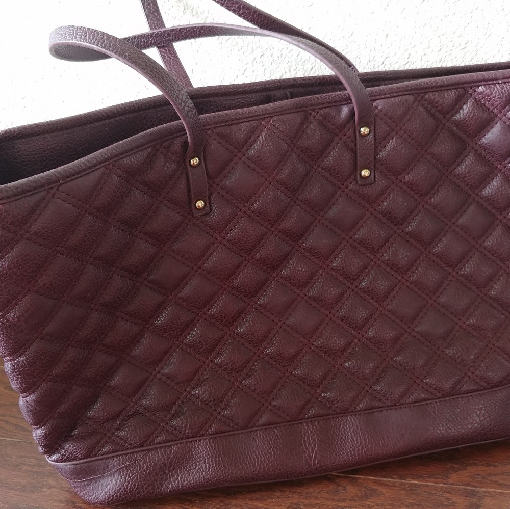Handbag - Picture 2 of 3